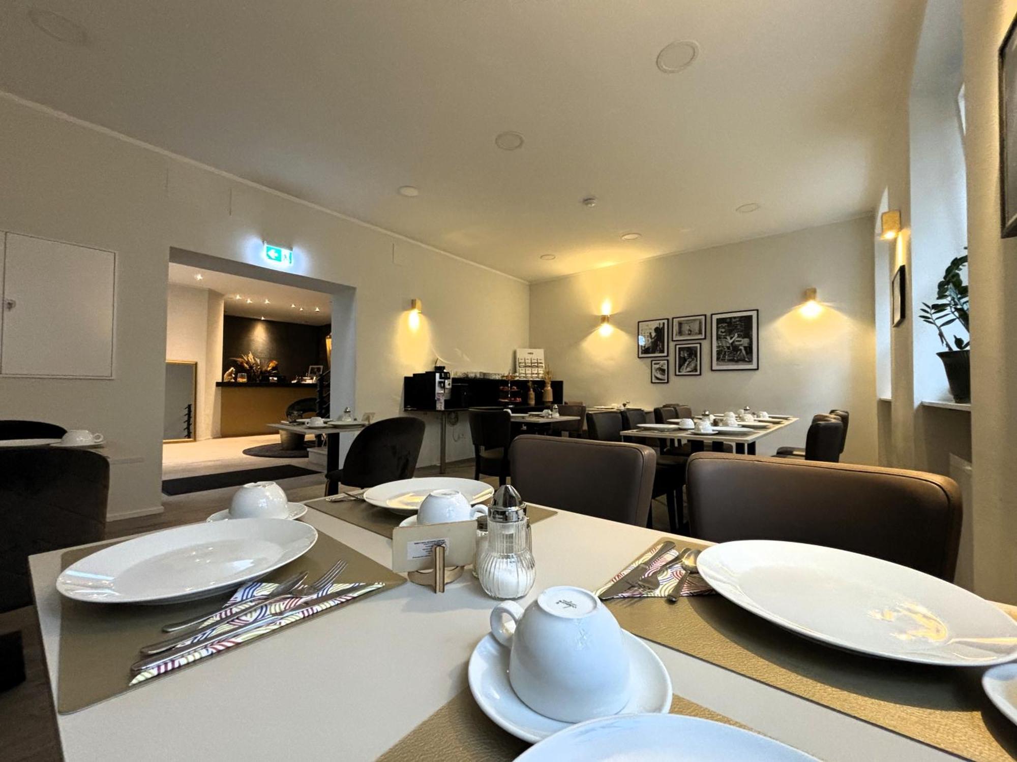 Boutique Hotel Q8 By Simplex Germersheim Exterior foto